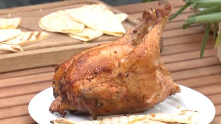 Udené kurča – recept ako vyúdiť celé kurča na grile