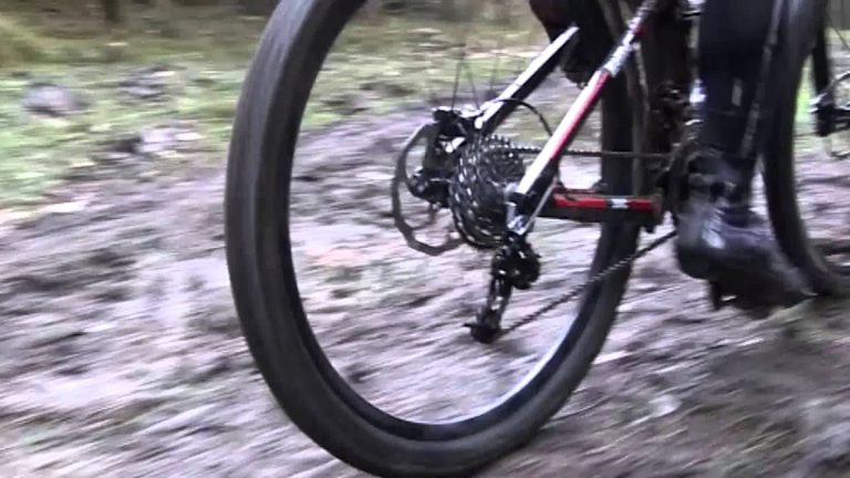 Jízda v blátě – Birell cykloškola 2012 (díl 41/42)
