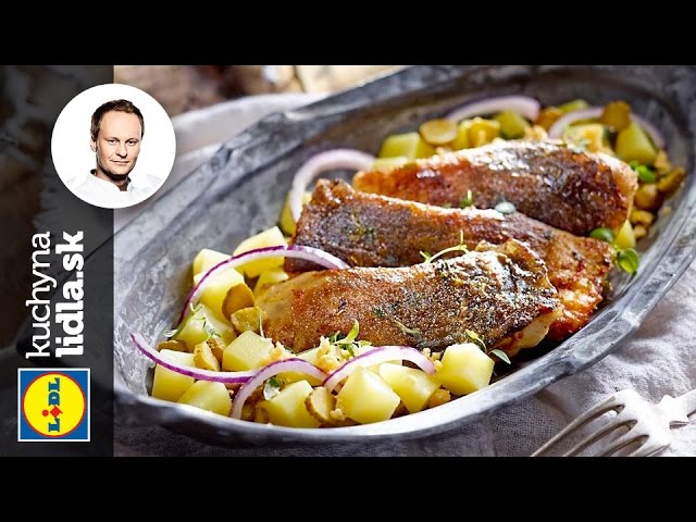 Kapor na víne s ľahkým zemiakovým šalátom – Marcel Ihnačák – recepty kuchynalidla.sk