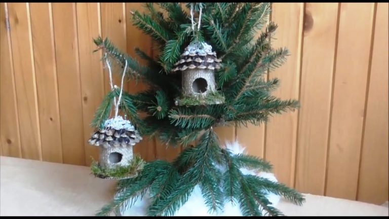 Vtáčia búdka  na vianočný stromček