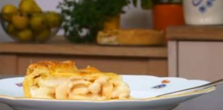 Smotanový koláč – recept na hruškovo-smotanový koláč