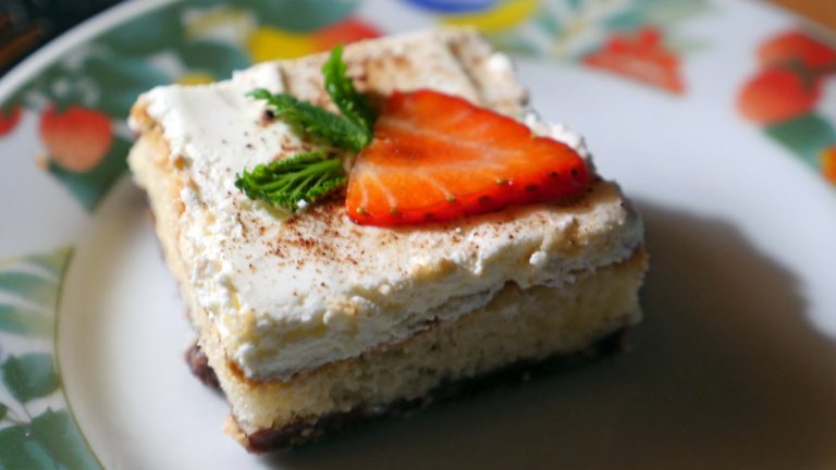 Pudingový koláč – recept na osviežujúci pudingový koláč