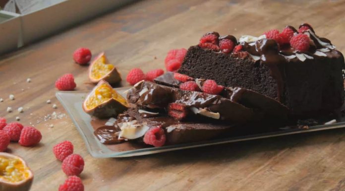 Recept – Bezlepkový kokosovo-čokoládový koláč