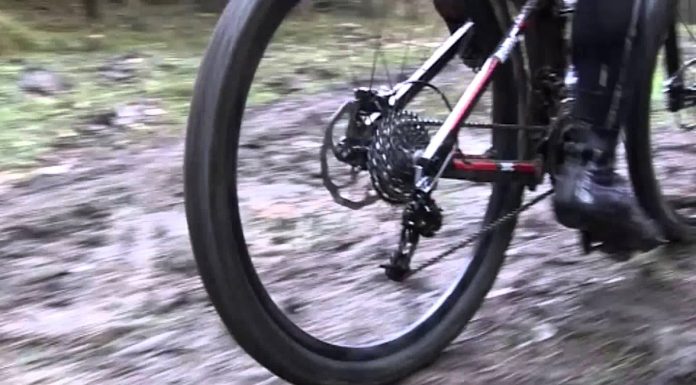 Jízda v blátě – Birell cykloškola 2012 (díl 41/42)