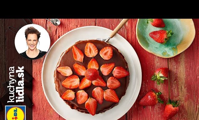 Tvarohový cheesecake s jahodami – Adriana Poláková – recepty kuchynalidla.sk