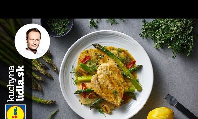 Kurací steak s citrusovou omáčkou, špargľou a feniklom – Marcel Ihnačák – recepty kuchynalidla.sk