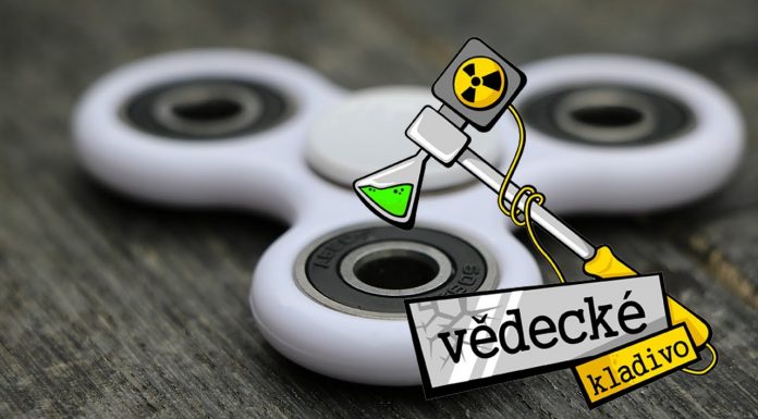 Aká je fyzika fidget spinneru?