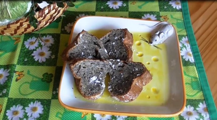 Hrnčeková maková bábovka