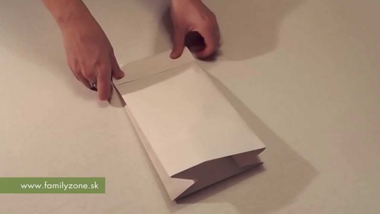 Návod ako vyrobiť papierovú darčekovú tašku