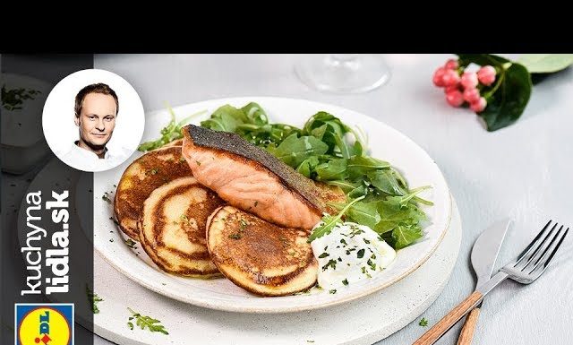 Losos na panvici so slanými lievancami – Marcel Ihnačák – recepty kuchynalidla.sk