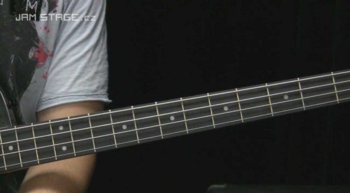 Jak naladit baskytaru