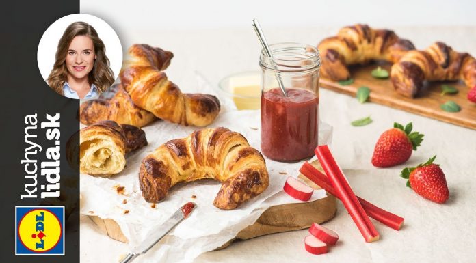 Croissant s rebarborovo – jahodovým džemom – Veronika Bušová – recepty kuchynalidla.sk