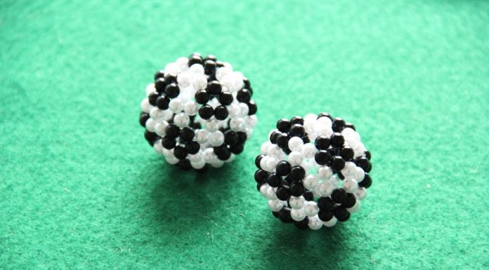 Návod na futbalovú loptu z korálok – beading tutorial